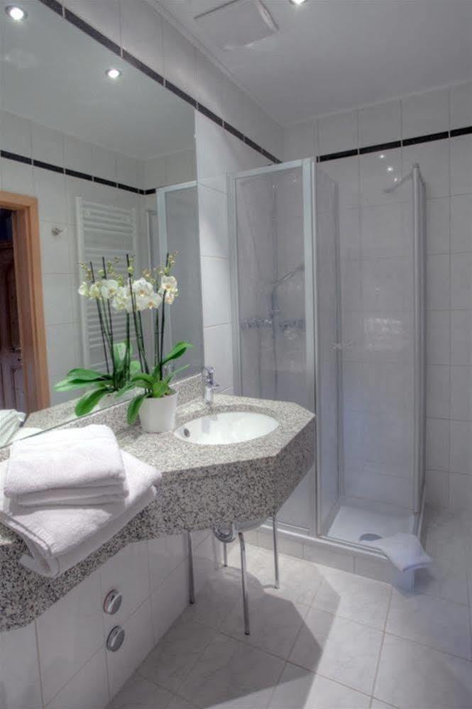 טרייר Hotel Deutschherrenhof מראה חיצוני תמונה